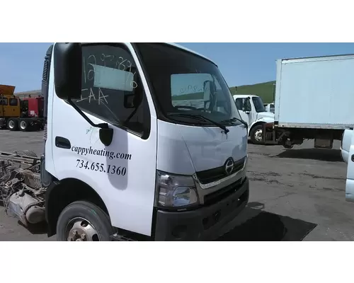 HINO 155 CAB