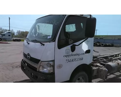 HINO 155 CAB