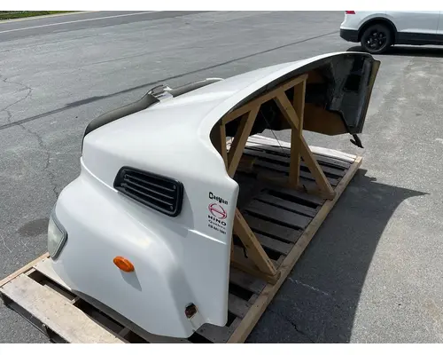HINO 165 Hood