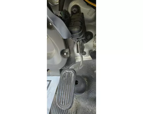 HINO 185 Accelerator Pedal