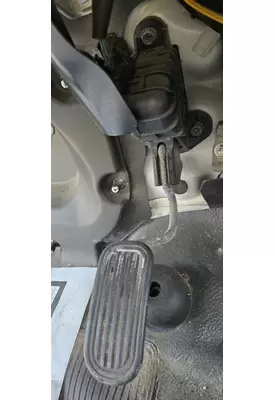 HINO 185 Accelerator Pedal