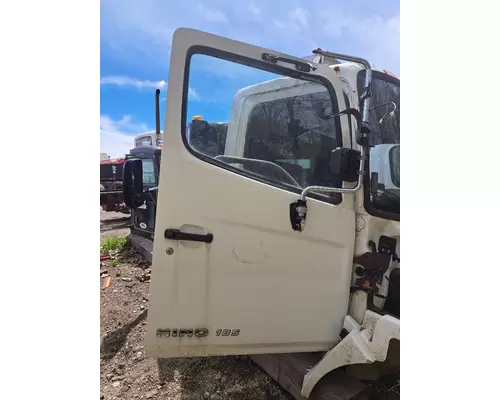 HINO 185 Cab Mount