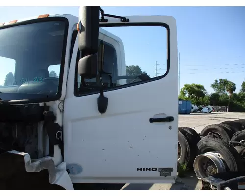 HINO 185 DOOR ASSEMBLY, FRONT