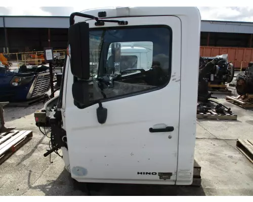 HINO 185 DOOR ASSEMBLY, FRONT