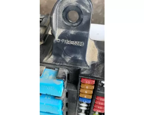 HINO 185 Fuse Box