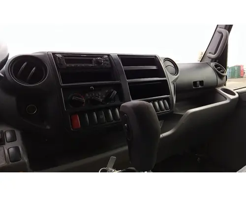 HINO 195H CAB