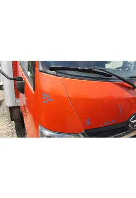 HINO 195H COWL