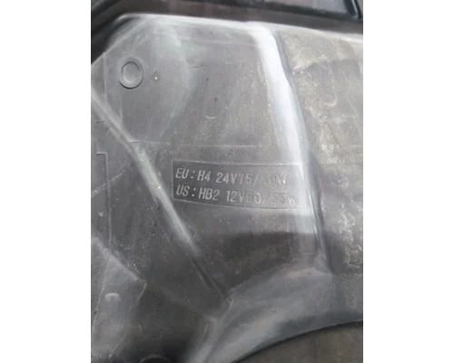 HINO 195H HEADLAMP ASSEMBLY