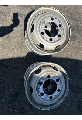 HINO 195 Tire and Rim