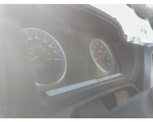 HINO 238 GAUGE CLUSTER