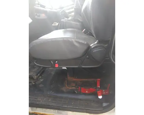 HINO 238 SEAT, FRONT