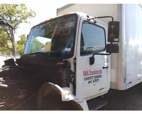 HINO 258 CAB