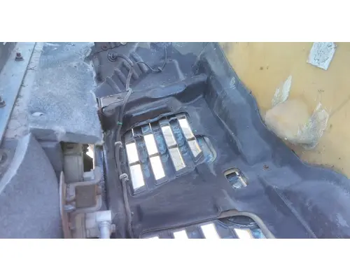 HINO 268 2005-2005 HOOD