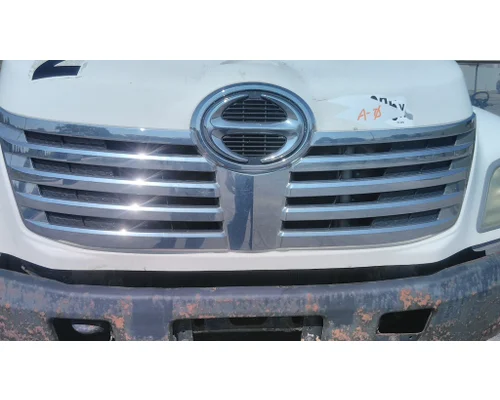 HINO 268 2005-2010 GRILLE