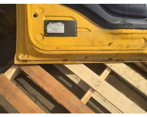 HINO 268 2005-2021 DOOR ASSEMBLY, FRONT