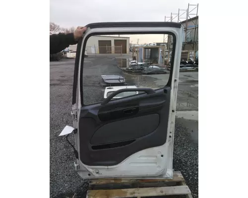 HINO 268 2005-2021 DOOR ASSEMBLY, FRONT