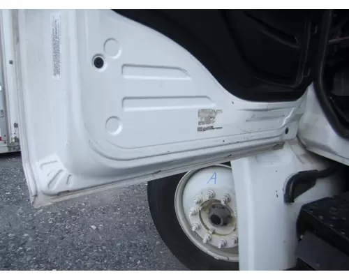 HINO 268 2005-2021 DOOR ASSEMBLY, FRONT
