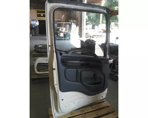 HINO 268 2005-2021 DOOR ASSEMBLY, FRONT