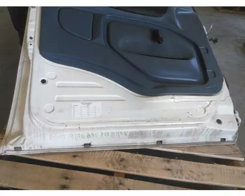 HINO 268 2005-2021 DOOR ASSEMBLY, FRONT