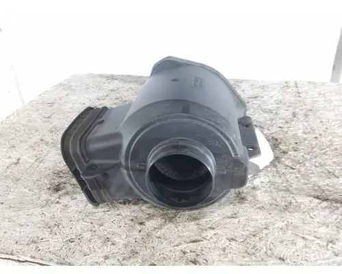 HINO 268 AIR CLEANER