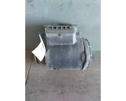 HINO 268 AIR CLEANER