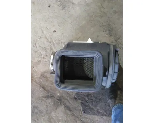 HINO 268 AIR CLEANER