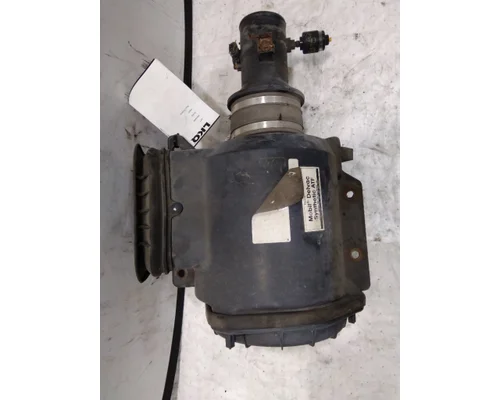 HINO 268 AIR CLEANER