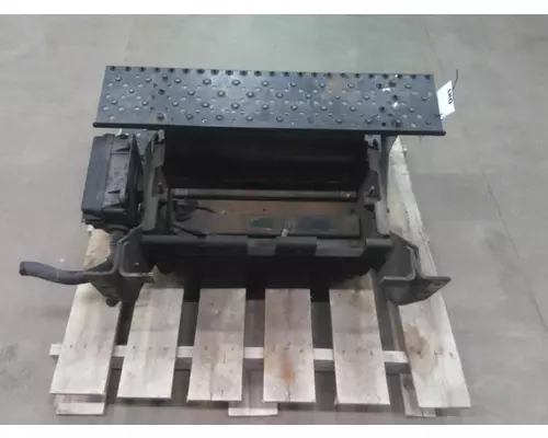 HINO 268 BATTERY BOX STEP