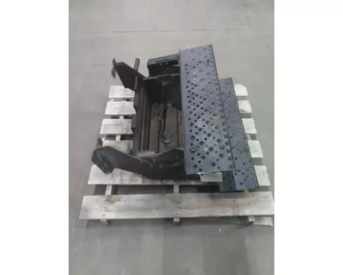 HINO 268 BATTERY BOX STEP