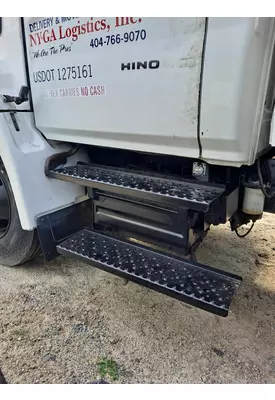 HINO 268 BATTERY BOX