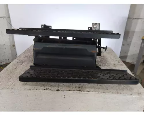 HINO 268 BATTERY BOX