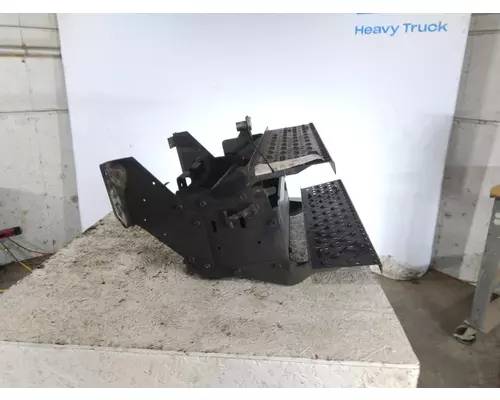 HINO 268 BATTERY BOX