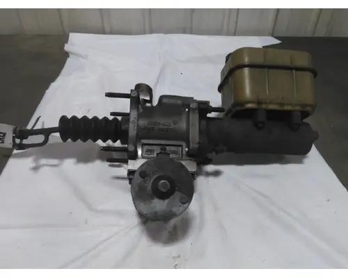 HINO 268 BRAKE MASTER CYLINDER