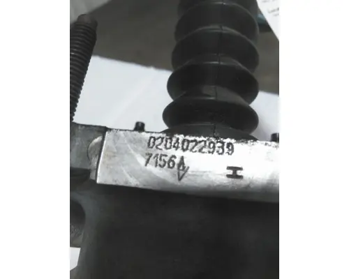 HINO 268 BRAKE MASTER CYLINDER