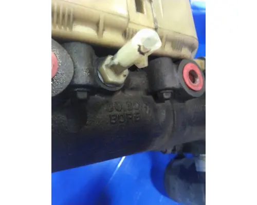 HINO 268 BRAKE MASTER CYLINDER