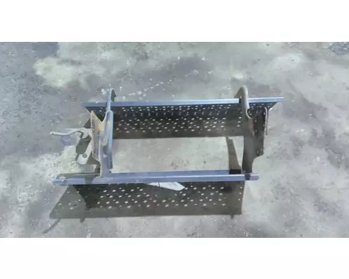 HINO 268 CAB STEP
