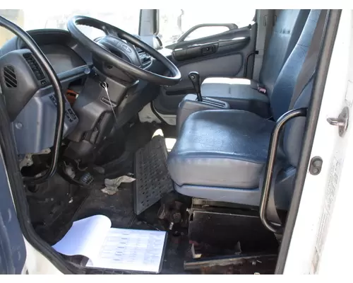 HINO 268 CAB