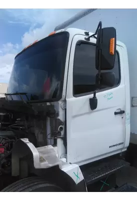 HINO 268 CAB