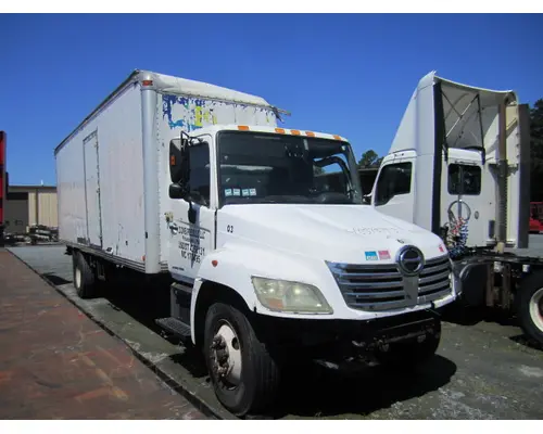 HINO 268 CAB