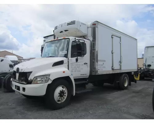 HINO 268 CAB