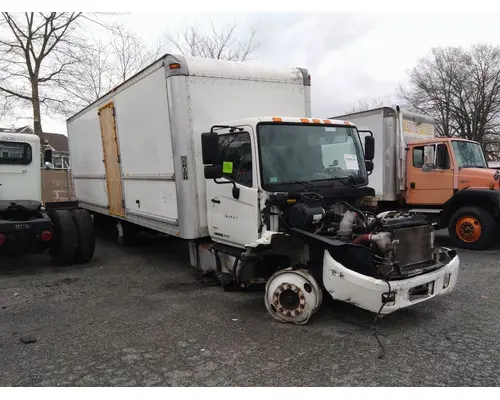 HINO 268 CAB