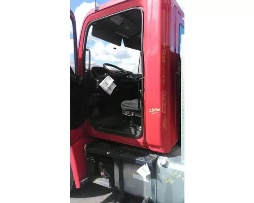 HINO 268 CAB