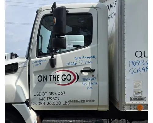 HINO 268 CAB