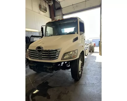 HINO 268 Cab