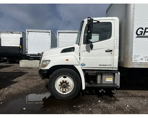 HINO 268 Cab