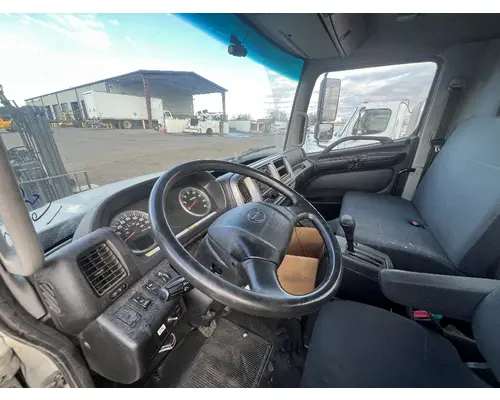 HINO 268 Cab