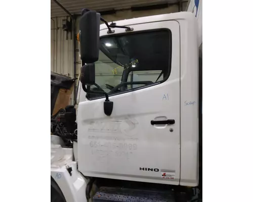 HINO 268 DOOR ASSEMBLY, FRONT