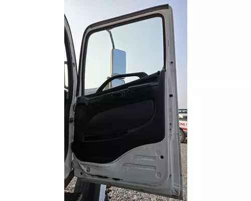 HINO 268 Door Assembly, Front