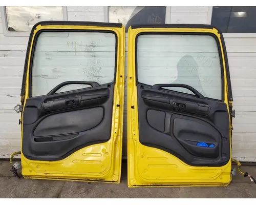 HINO 268 Door Assembly, Front