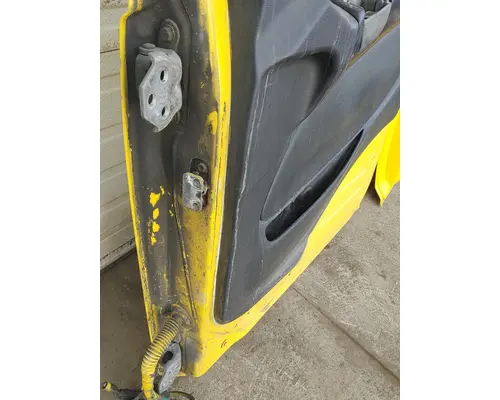 HINO 268 Door Assembly, Front